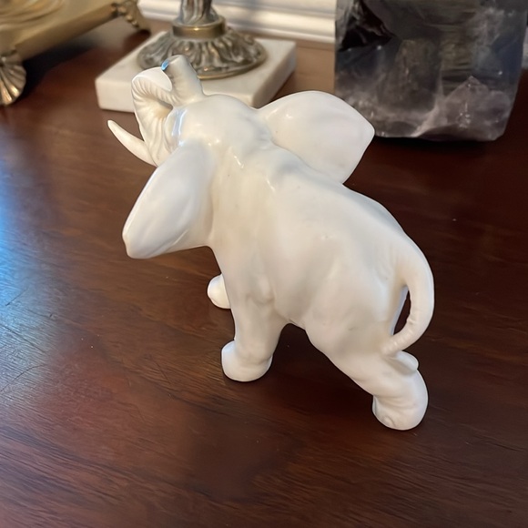 Lefton Japan elephant - Picture 4 of 11